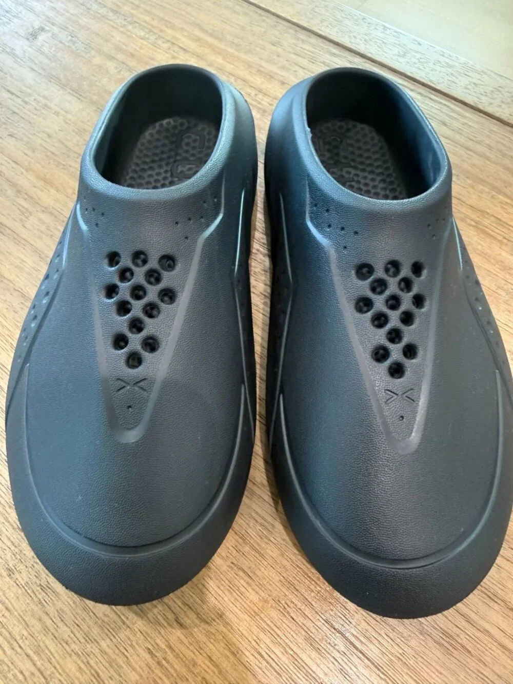 Under Armour Curry Brand Foam Clogs / Slides – Men's Size 7